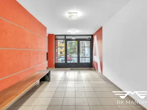 Pronájem bytu 2+kk, Praha - Prosek, Kytlická, 53 m2
