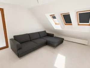Prodej rodinného domu, Hrdlořezy, 165 m2