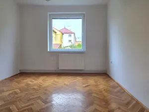 Prodej bytu 4+1, Nový Bor, Sklářská, 86 m2