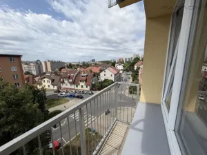 Pronájem bytu 3+kk, Praha - Žižkov, Pod lipami, 70 m2