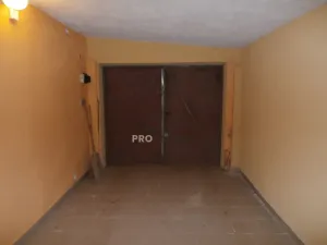 Pronájem garáže, Znojmo, Hradišťská, 18 m2