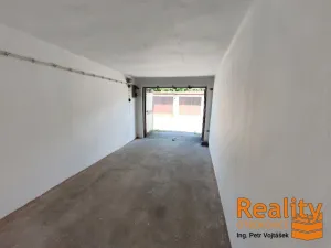 Pronájem garáže, Otrokovice, tř. Tomáše Bati, 16 m2