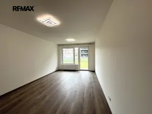 Pronájem bytu 2+kk, Praha - Vysočany, Kolbenova, 56 m2