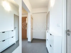 Pronájem bytu 3+kk, Praha - Kobylisy, Kaňkovského, 68 m2