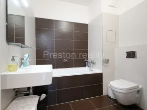 Prodej bytu 2+kk, Praha - Malešice, Nad úžlabinou, 48 m2