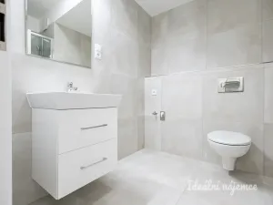 Pronájem bytu 1+kk, Praha - Vysočany, Gerstelova, 33 m2