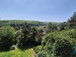 Pronájem bytu 2+kk, Praha - Smíchov, Na pláni, 50 m2