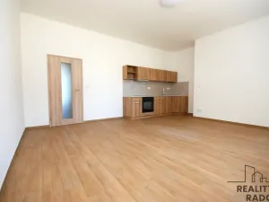 Pronájem bytu 2+kk, Velké Pavlovice, Náměstí 9. května, 44 m2