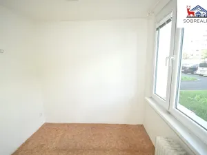 Prodej bytu 3+1, Osek, Hrdlovská, 55 m2