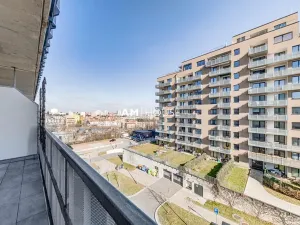 Pronájem bytu 3+kk, Praha - Strašnice, Zvěřinova, 82 m2