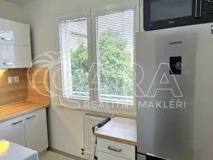 Pronájem bytu 2+1, Praha - Strašnice, Krupská, 46 m2