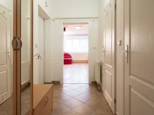 Pronájem bytu 2+kk, Praha - Prosek, Nad Krocínkou, 53 m2