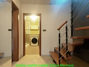 Pronájem bytu 3+kk, Praha - Strašnice, Gutova, 92 m2
