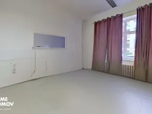 Pronájem obchodního prostoru, Zlín, Sadová, 77 m2