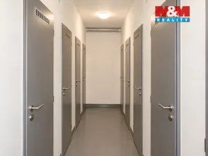 Pronájem bytu 1+kk, Praha - Letňany, Frýdecká, 27 m2