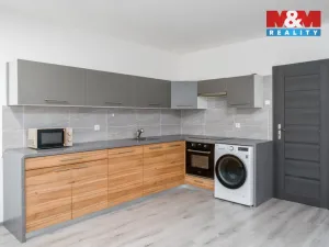 Prodej bytu 3+1, Krupka - Maršov, Dukelských hrdinů, 68 m2