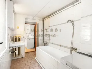Prodej rodinného domu, Kostelec nad Labem, nám. Pod Martinem, 135 m2