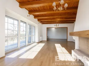 Pronájem vily, Průhonice, Sadová, 350 m2