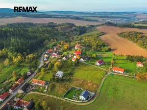 Prodej pozemku pro bydlení, Chomle, 783 m2