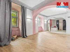 Prodej historického objektu, Mšené-lázně, Školní, 1075 m2