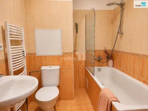 Pronájem bytu 2+kk, Pardubice - Svítkov, Dubová, 45 m2