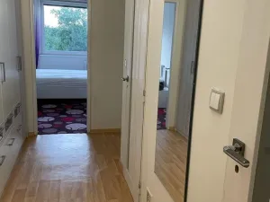 Prodej bytu 2+1, Praha - Kobylisy, Šimůnkova, 46 m2