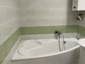 Prodej bytu 2+1, Praha - Kobylisy, Šimůnkova, 46 m2