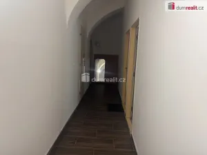 Pronájem atypického bytu, Praha - Kobylisy, Zenklova, 15 m2