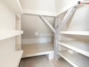 Prodej rodinného domu, Sadov - Lesov, 300 m2