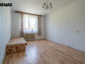 Prodej rodinného domu, Zlátenka, 425 m2