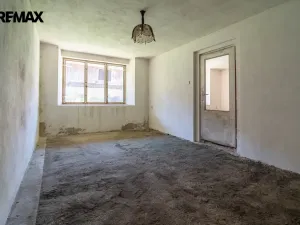 Prodej rodinného domu, Zlátenka, 425 m2