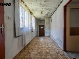 Prodej rodinného domu, Zlátenka, 425 m2