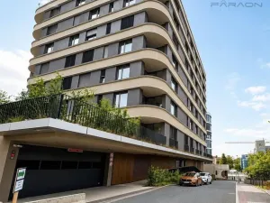 Prodej bytu 2+kk, Praha - Radlice, U Komína, 57 m2