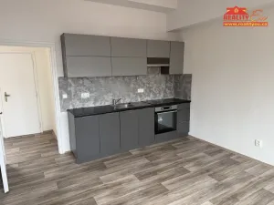 Pronájem bytu 2+1, Náchod, Hrašeho, 68 m2