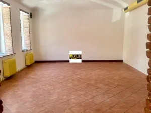 Pronájem obchodního prostoru, Praha - Žižkov, Bořivojova, 240 m2