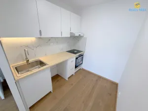 Pronájem bytu 2+kk, Praha - Chodov, Jarníkova, 48 m2