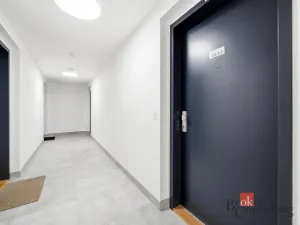 Pronájem bytu 2+kk, Kladno - Dubí, Ke křížku, 52 m2