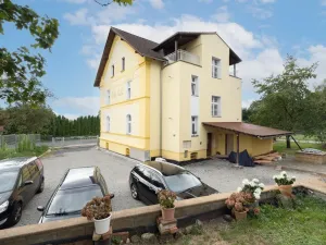 Pronájem bytu 2+1, Česká Lípa, Pod Holým vrchem, 72 m2