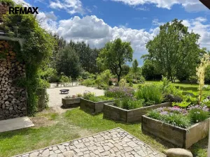 Prodej rodinného domu, Dolany - Véska, 382 m2