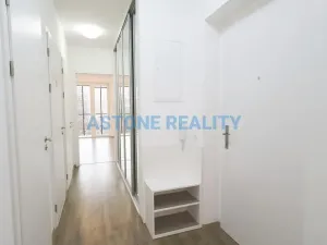 Pronájem bytu 2+kk, Praha - Vršovice, Košická, 69 m2