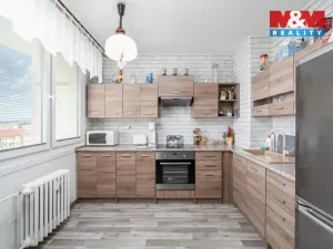 Prodej bytu 2+1, Teplice - Trnovany, Jana Koziny, 61 m2