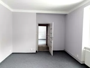 Pronájem bytu 2+1, Karlovy Vary, Moskevská, 85 m2