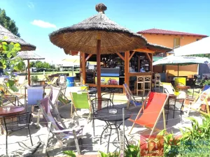 Prodej restaurace, Pasohlávky, 166 m2