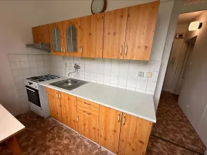 Pronájem bytu 1+1, Zlín, Zborovská, 38 m2