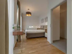 Pronájem bytu 2+kk, Praha - Karlín, Rohanské nábřeží, 61 m2