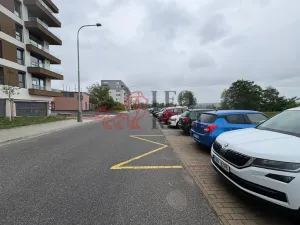 Pronájem bytu 2+kk, Praha - Černý Most, Arnošta Valenty, 41 m2