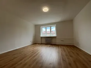 Pronájem bytu 3+1, Třinec, nám. T. G. Masaryka, 90 m2