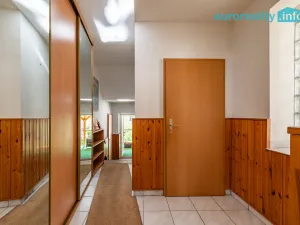 Prodej vícegeneračního domu, Kraslice, Pod nádražím, 259 m2
