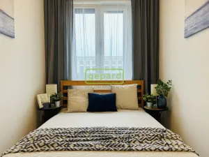 Pronájem bytu 2+kk, Praha, Arnošta Staňka, 31 m2