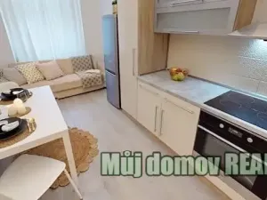 Pronájem bytu 2+kk, Praha - Karlín, Prvního pluku, 45 m2